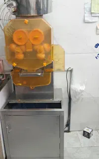 یخچال صنعتی مکعبی اب پرتقالگیری