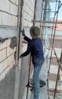 کارگر ساختمانی