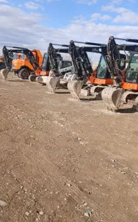 اجاره مینی بیل بابکت