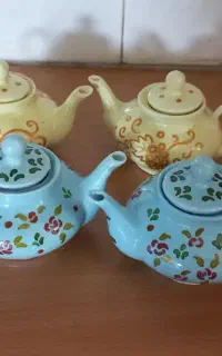 قوری های سرامیکی کوچک