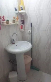 روشویی همراه باایینه