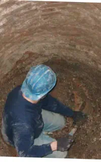 با سلام خدمات چاه کنی به صورت دستی انجام می‌شود