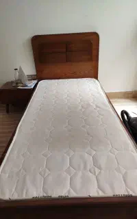 تخت یک نفره