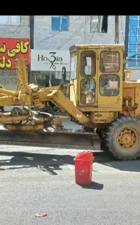 گریدر کماتسو ۷۰۵