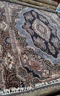 یک فرش ۱۲متر در حد نوع نوع حتی بر جهاز با مبل نو