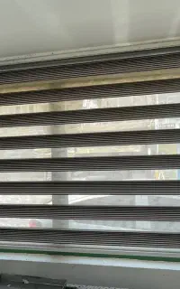 دو عدد پرده ی زبرا کارکرده سالم