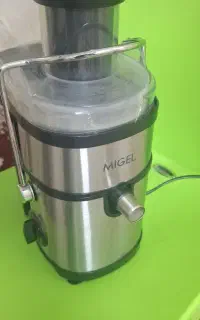آبمیوه گیری میگل