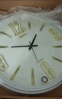 ساعت بامارک کوارتر نو، ارام گرد