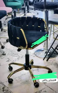«ست میز ناخن و صندلی چرخدار کاملاً نو