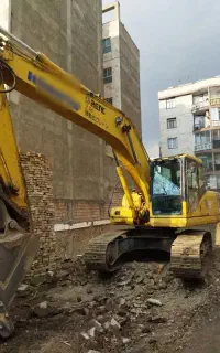بیل مکانیکی کوماتسو 200