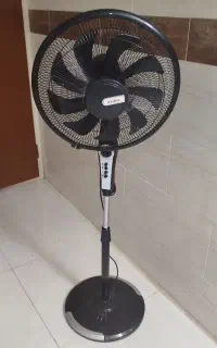 پنکه پایه بلند با قابلیت تنظیم