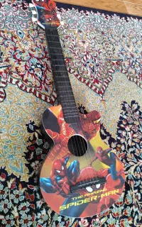 گیتار بچگانه پسرانه
