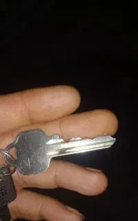 سوییچ ماشین گم کردم