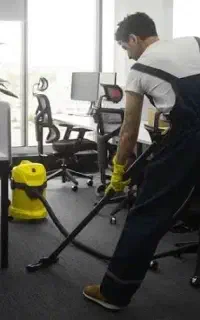 ارائه کلیه خدمات نظافت شرکت‌ گلدسته‌