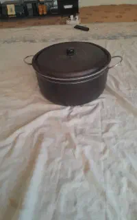 قابلمه بزرگ متوسط و کوچک و ماهیتابه