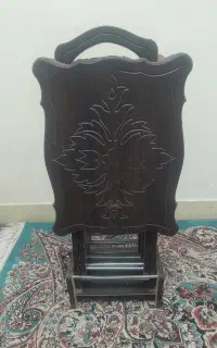 میز عسلی  کم جا تمیز سالم بدون شکستگی