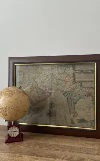 ساعت رو میزی با کره زمین وارداتی