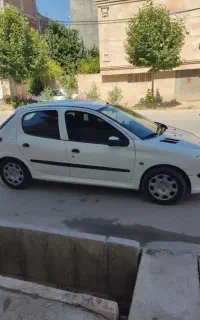 ماشین ۲۰۶ کامل رنگ درجه ۱