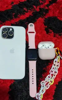 ایفون16پرومکس و اپل واچ se و ایرپاد
