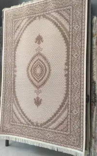 ه تولیدکننده فرشها۵۰۰شانه و۷۰۰شانه اکبند