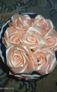 باکس گل ۷ شاخه