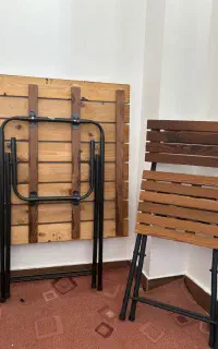 میز و صندلی چوبی تاشو