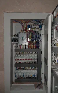 برق کار برق کشی