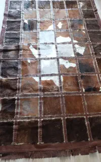 فرش چرم دست دوز