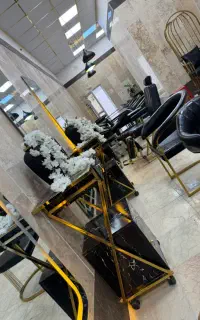 اجاره ی میز ناخن