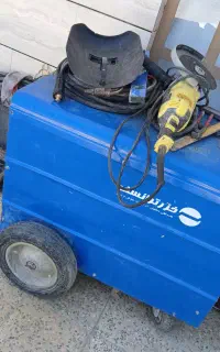 اوسا کار ساختمان