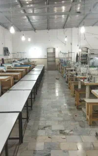 به بیرون بر شلوار اسلش و دوسوزنه دوز  نیازمندیم
