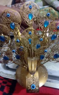 طاووس.سینی.جاشکلاتی با جای چراق دار فنوس