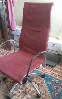صندلی گردان اداری