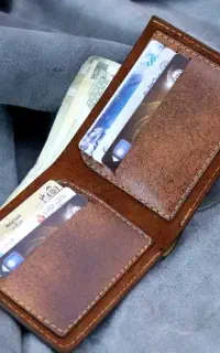 مدارک گم شده در کیف قهوه ای