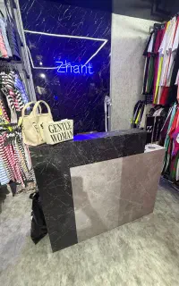 میز  پیشخوان