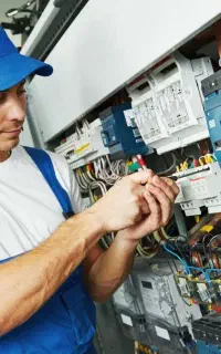 آگهی استخدام کارشناس مهندسی برق