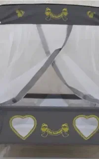 گهواره نوزاد
