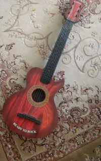روروک ۳۰۰ مفت.   تشک بازی.   گیتار