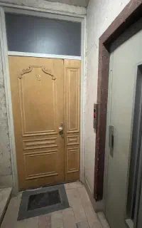درب ورودی با چارچوب