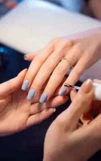 استخدام ناخن کار ماهر