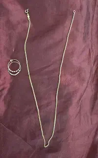 مدال و زنجیر