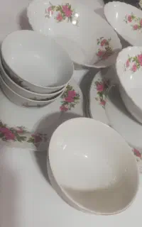 چینی گل سرخی
