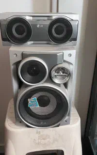 اسپیکر خانگی
