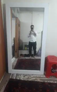 آیینه ایستاده