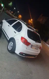 کوییک ار سفید مشکی