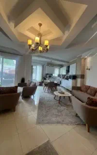 فروش آپارتمان ۹۷ متری کریم آباد