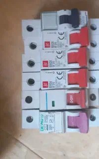 فیوز برق مینیاتوری