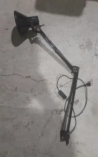 چراغ مطالعه