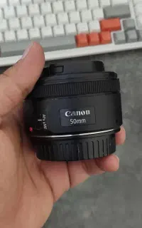 لنز ef 50mm f/1/8 stm