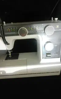 چرخ خیاطی یاسمین کاچیران